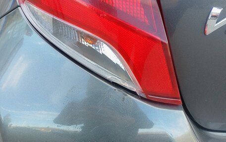 Toyota Vitz, 2014 год, 750 000 рублей, 6 фотография