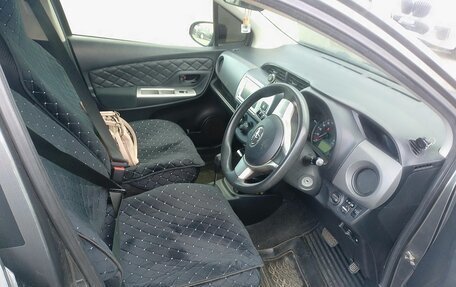 Toyota Vitz, 2014 год, 750 000 рублей, 15 фотография