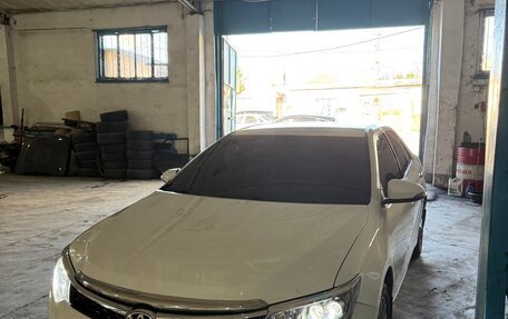 Toyota Camry, 2016 год, 1 850 000 рублей, 1 фотография