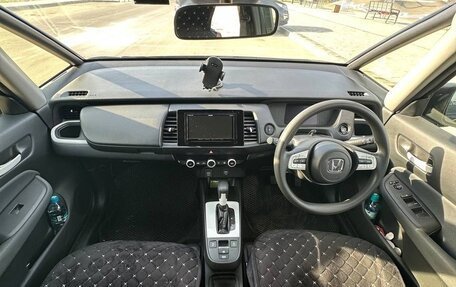 Honda Fit, 2020 год, 1 380 000 рублей, 9 фотография