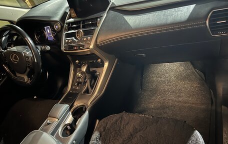 Lexus NX I, 2019 год, 3 700 000 рублей, 20 фотография