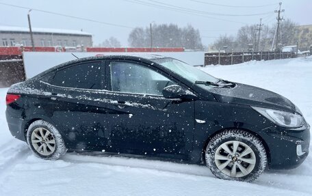 Hyundai Solaris II рестайлинг, 2011 год, 483 999 рублей, 2 фотография