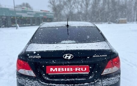 Hyundai Solaris II рестайлинг, 2011 год, 483 999 рублей, 4 фотография