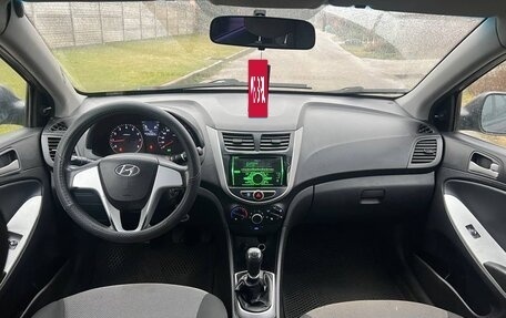 Hyundai Solaris II рестайлинг, 2011 год, 483 999 рублей, 9 фотография