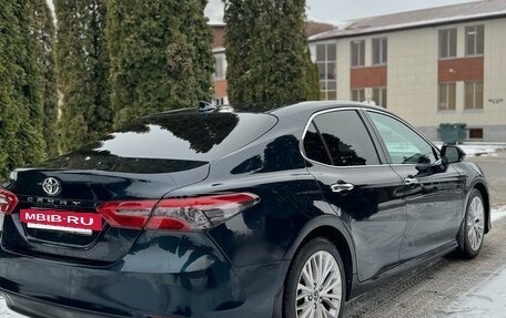 Toyota Camry, 2019 год, 2 920 000 рублей, 4 фотография