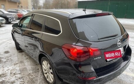 Opel Astra J, 2011 год, 850 000 рублей, 7 фотография