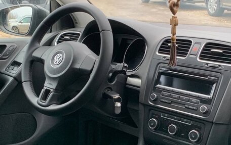 Volkswagen Golf VI, 2011 год, 590 000 рублей, 24 фотография