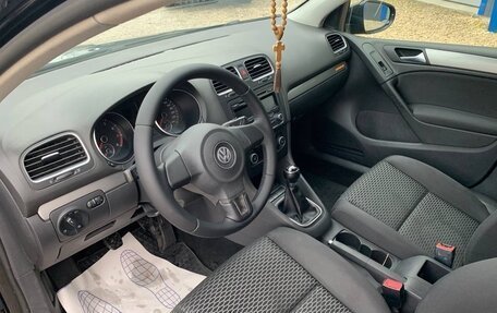 Volkswagen Golf VI, 2011 год, 590 000 рублей, 21 фотография