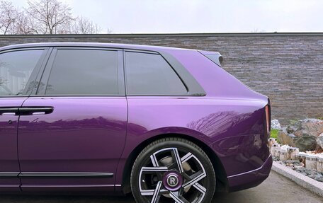 Rolls-Royce Cullinan, 2018 год, 34 900 000 рублей, 10 фотография