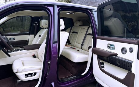 Rolls-Royce Cullinan, 2018 год, 34 900 000 рублей, 22 фотография