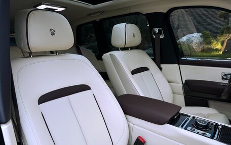 Rolls-Royce Cullinan, 2018 год, 34 900 000 рублей, 38 фотография