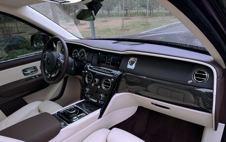 Rolls-Royce Cullinan, 2018 год, 34 900 000 рублей, 37 фотография