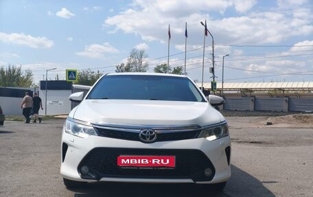 Toyota Camry, 2015 год, 2 000 000 рублей, 1 фотография