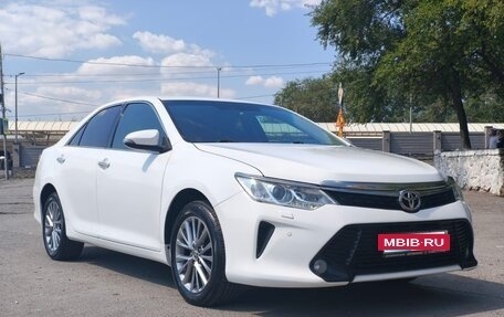 Toyota Camry, 2015 год, 2 000 000 рублей, 2 фотография