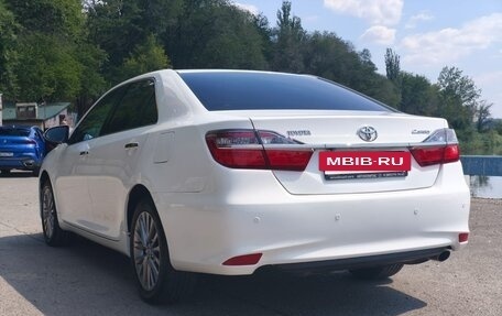 Toyota Camry, 2015 год, 2 000 000 рублей, 5 фотография