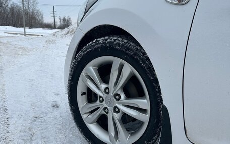 Hyundai Elantra V, 2015 год, 1 330 000 рублей, 6 фотография