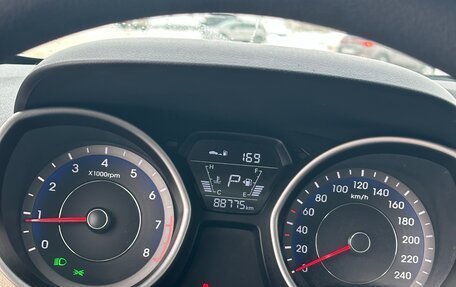 Hyundai Elantra V, 2015 год, 1 330 000 рублей, 11 фотография