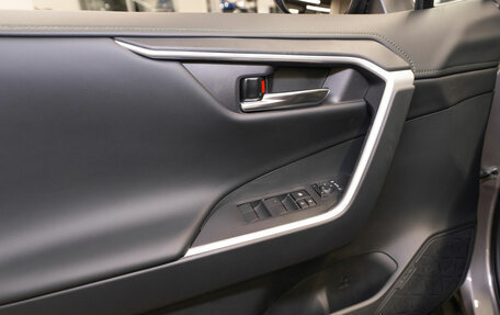 Toyota RAV4, 2025 год, 4 250 000 рублей, 15 фотография