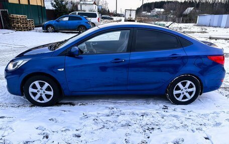 Hyundai Solaris II рестайлинг, 2011 год, 650 000 рублей, 5 фотография