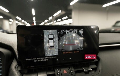 Toyota RAV4, 2025 год, 4 250 000 рублей, 21 фотография