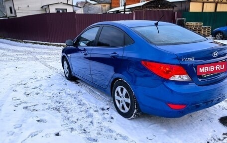 Hyundai Solaris II рестайлинг, 2011 год, 650 000 рублей, 9 фотография