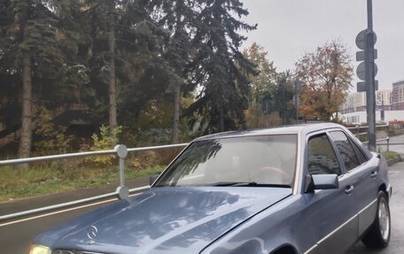 Mercedes-Benz E-Класс, 1995 год, 450 000 рублей, 9 фотография