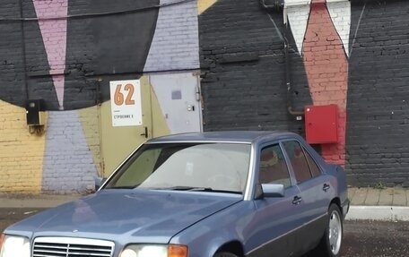 Mercedes-Benz E-Класс, 1995 год, 450 000 рублей, 5 фотография