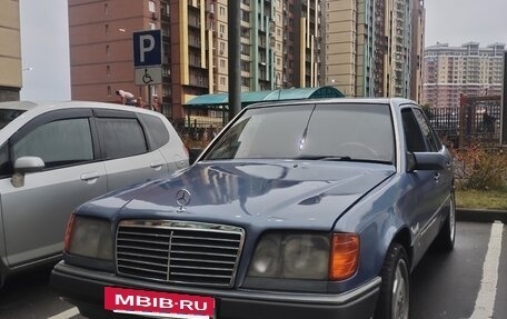 Mercedes-Benz E-Класс, 1995 год, 450 000 рублей, 24 фотография