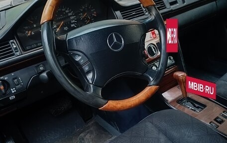 Mercedes-Benz E-Класс, 1995 год, 450 000 рублей, 28 фотография