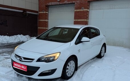 Opel Astra J, 2013 год, 880 000 рублей, 1 фотография