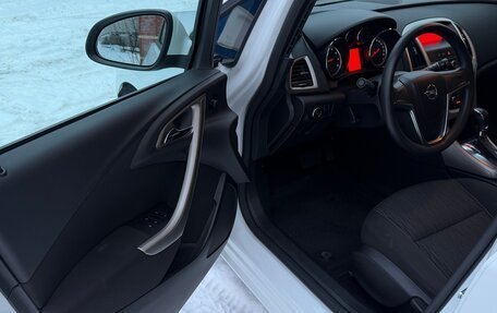 Opel Astra J, 2013 год, 880 000 рублей, 9 фотография