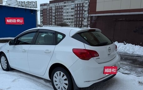 Opel Astra J, 2013 год, 880 000 рублей, 7 фотография