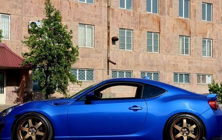 Subaru BRZ, 2019 год, 1 900 000 рублей, 2 фотография