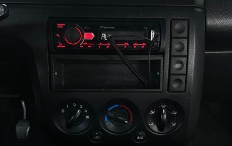 Ford Fiesta, 2005 год, 450 000 рублей, 15 фотография