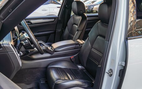 Porsche Cayenne III, 2018 год, 5 780 000 рублей, 14 фотография