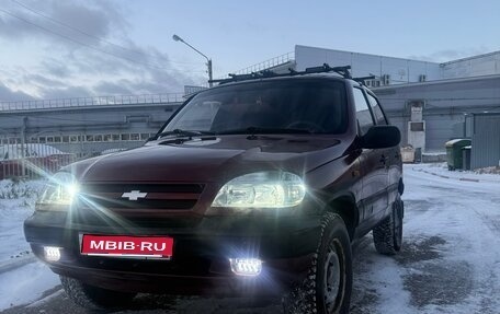 Chevrolet Niva I рестайлинг, 2004 год, 305 000 рублей, 1 фотография