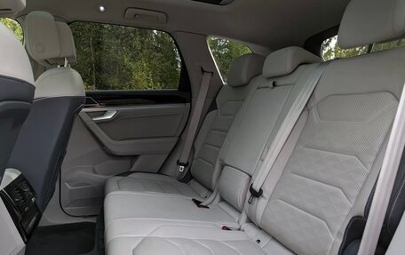 Volkswagen Touareg III, 2019 год, 5 250 000 рублей, 13 фотография