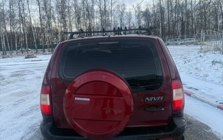 Chevrolet Niva I рестайлинг, 2004 год, 305 000 рублей, 4 фотография