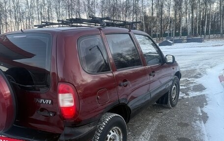 Chevrolet Niva I рестайлинг, 2004 год, 305 000 рублей, 3 фотография
