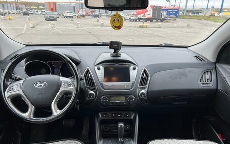 Hyundai ix35 I рестайлинг, 2013 год, 1 350 000 рублей, 13 фотография