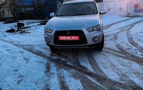 Mitsubishi Outlander III рестайлинг 3, 2011 год, 1 029 000 рублей, 1 фотография