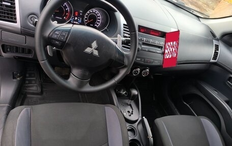 Mitsubishi Outlander III рестайлинг 3, 2011 год, 1 029 000 рублей, 9 фотография