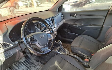 Hyundai Solaris II рестайлинг, 2017 год, 815 000 рублей, 6 фотография