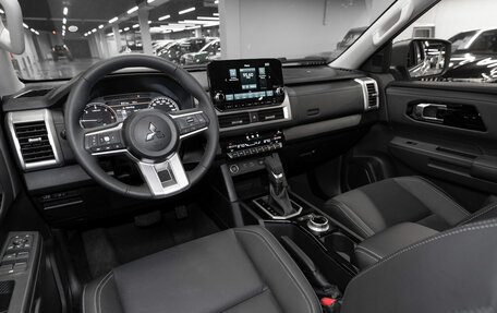 Mitsubishi L200, 2025 год, 5 450 000 рублей, 8 фотография