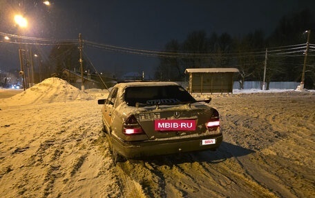 Mercedes-Benz C-Класс, 1994 год, 150 000 рублей, 3 фотография