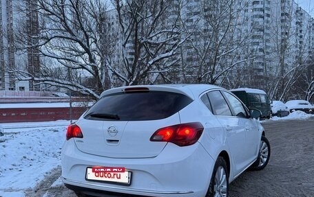 Opel Astra J, 2014 год, 930 000 рублей, 4 фотография