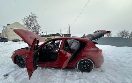 BMW 1 серия, 2019 год, 1 800 000 рублей, 36 фотография