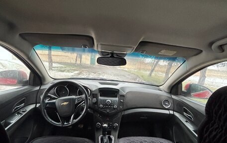 Chevrolet Cruze II, 2010 год, 520 000 рублей, 10 фотография