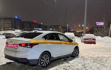 Hyundai Solaris II рестайлинг, 2018 год, 530 000 рублей, 3 фотография