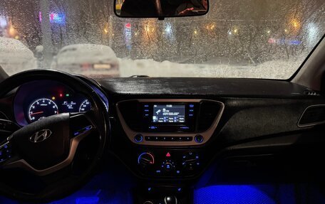 Hyundai Solaris II рестайлинг, 2018 год, 530 000 рублей, 6 фотография